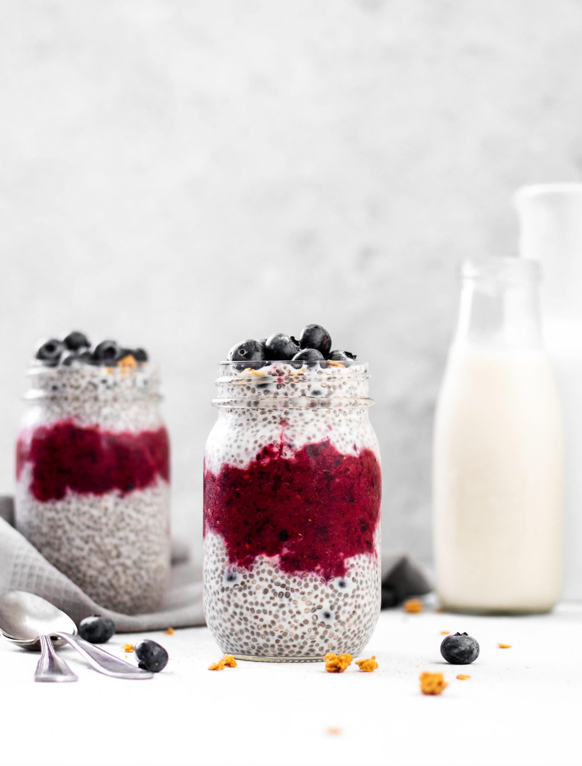 mixed berry chia seed pudding